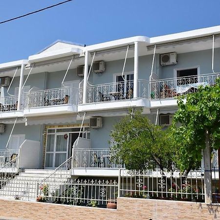 Napoleon Aparthotel Rovies Exterior photo